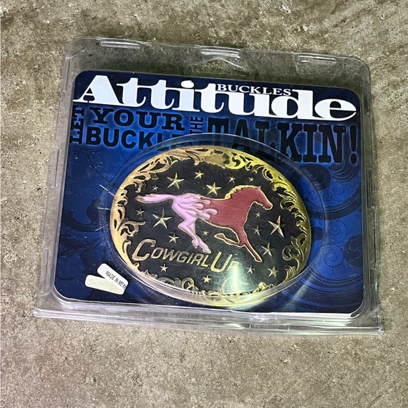 Montana Silversmiths Accessories - Vtg 90s Montana Silver Smith COWGIRL UP Pink Metal belt buckle Western NWT